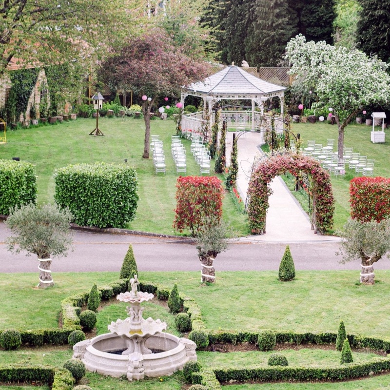 Image 3: Guildford Manor Wedding Show