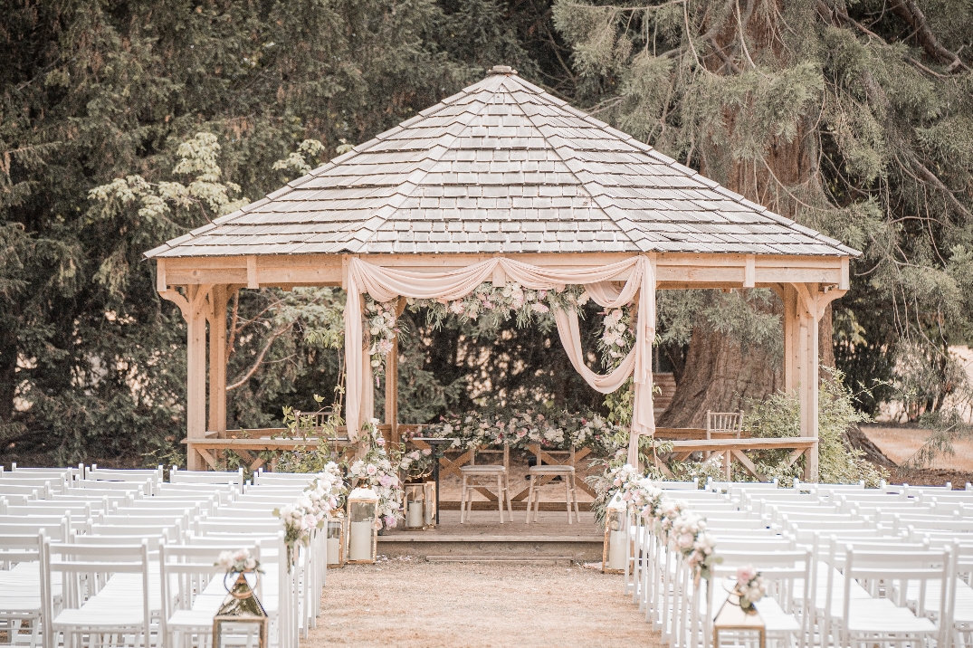 Image 1: Mulberry House Wedding Show