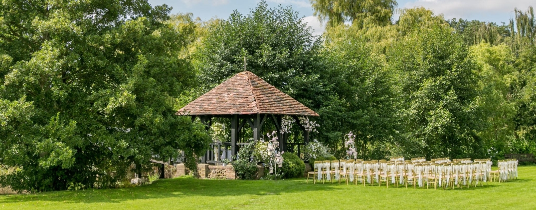 Image 4: Prested Hall Wedding Show