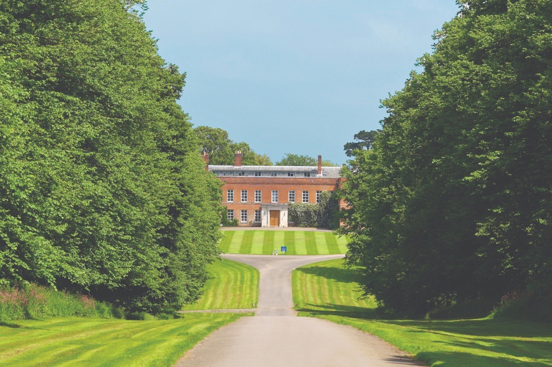 Image 6: Braxted Park Spring Wedding Show