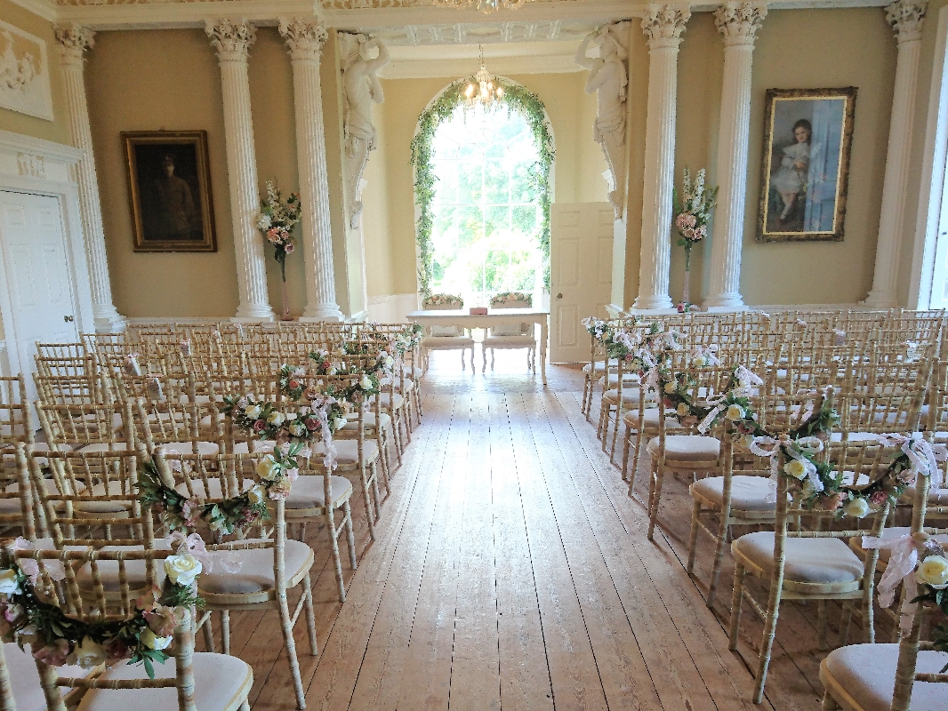 Image 4: Kimberley Hall Wedding Show