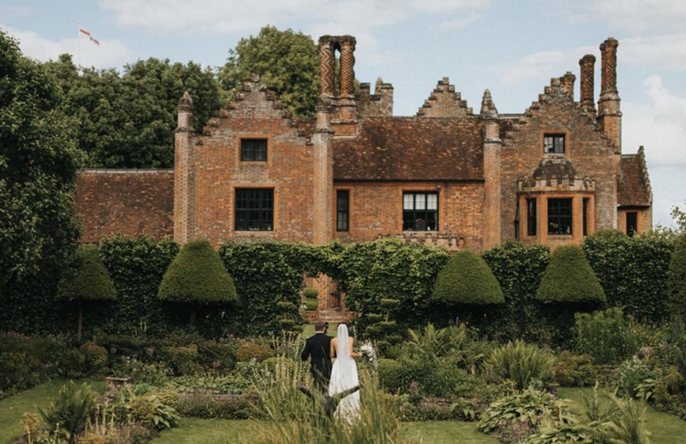 Chenies Manor Wedding Show in September
