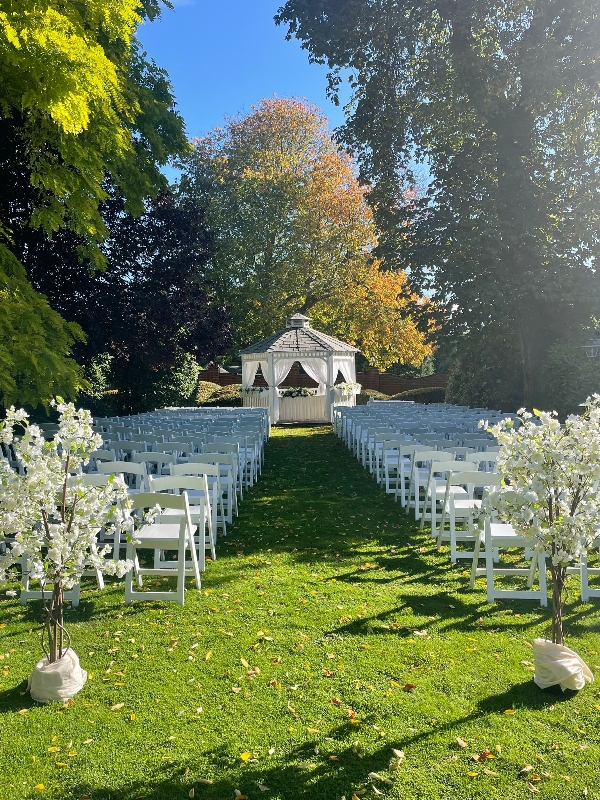 Image 9: Orsett Hall Wedding Show