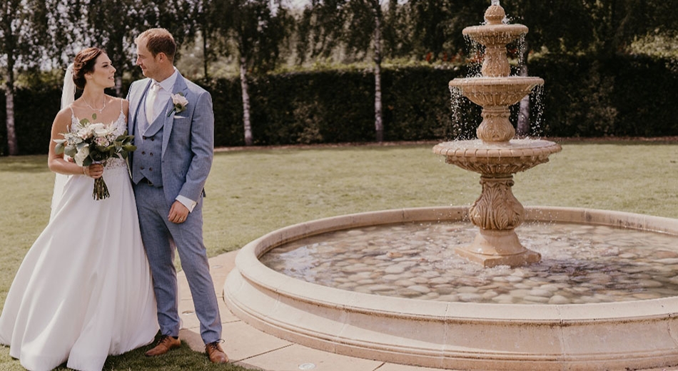 Image 7: Crondon Park Wedding Show