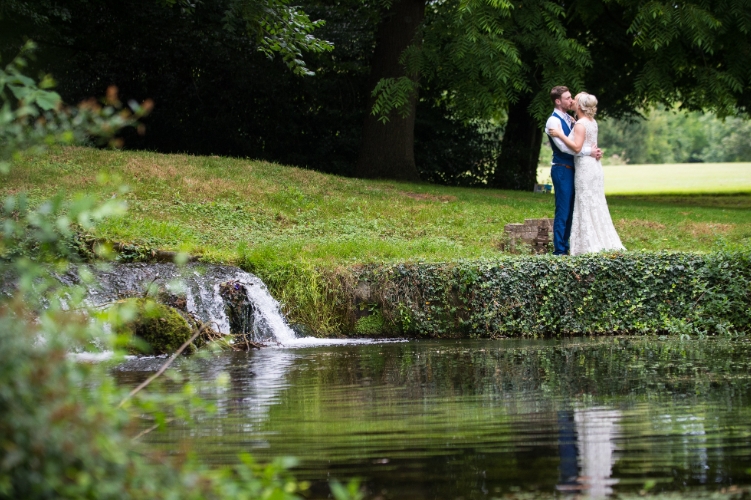 Image 16: Bradbourne House Wedding Show