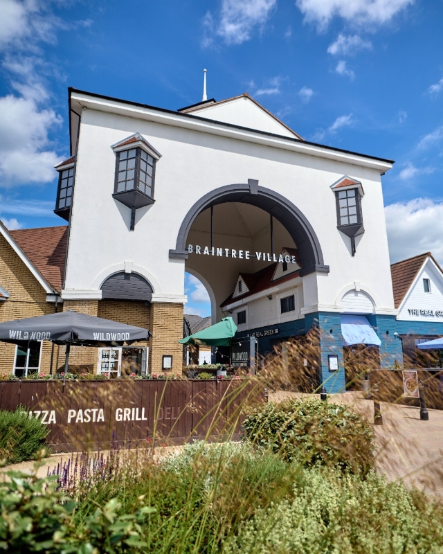 Image 10: Signature Wedding Show - Braintree Village