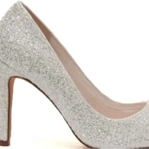 County Wedding Events Find a supplier category - Ladieswear & girlswear