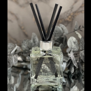 Sassy & Lolla T/A Scent My Wedding