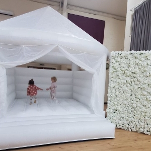 Bubble N Bounce - Bespoke Soft Play and Bouncy Castles