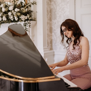 County Wedding Events Find a supplier category - Entertainment
