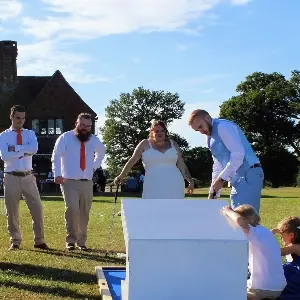 County Wedding Events Find a supplier category - Entertainment