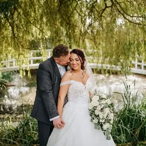 County Wedding Events Find a supplier category - Flowers & bouquets