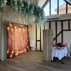 County Wedding Events Find a supplier category - Entertainment