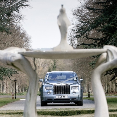Big-day transport on show at Signature Wedding Show's Ascot Racecourse event