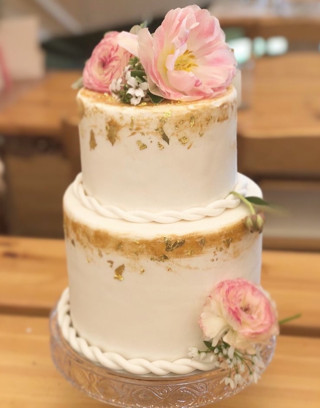 Find your wedding cake supplier at Ascot Racecourse's Signature Wedding Show: Image 1