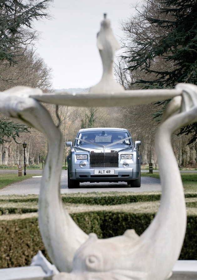 Big-day transport on show at Signature Wedding Show's Ascot Racecourse event: Image 1