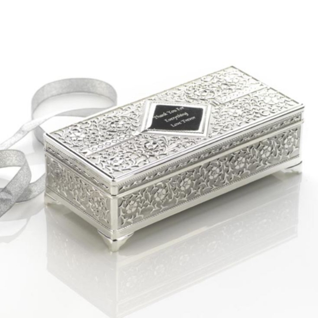 Goodybag delights at Signature Wedding Shows: Image 3b