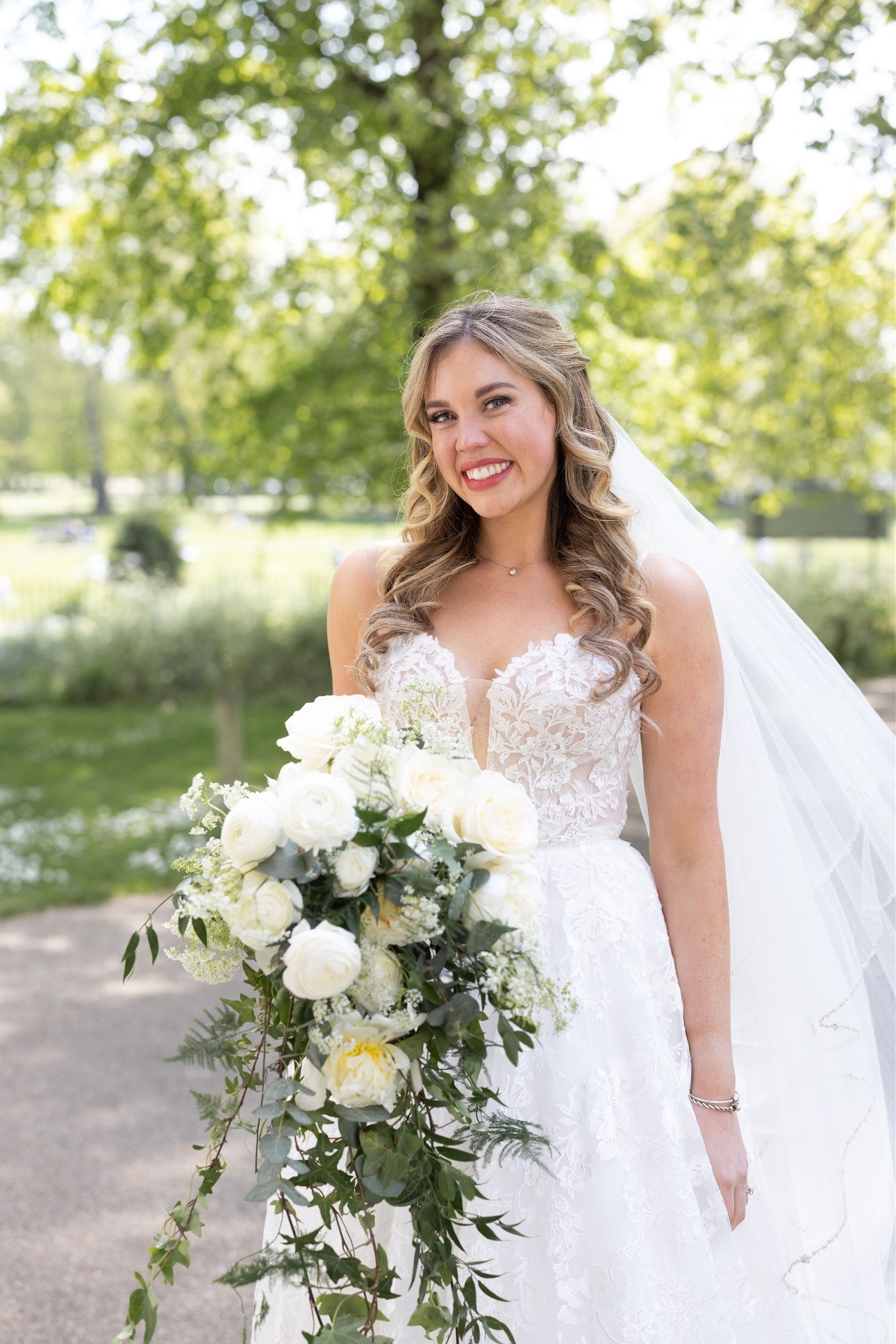 Surrey florist attending Mercedes-Benz World event: Image 1a