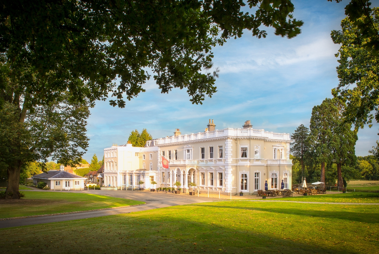 Looking to wed in Surrey? Check out Burhill Golf Club: Image 1
