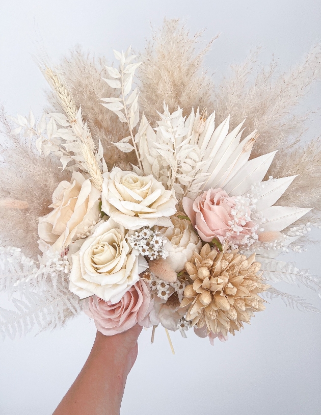 Venue styling inspiration with Boho Backdrops & Bouquets: Image 2a